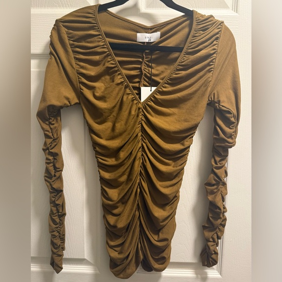 Swf Tops - SWF (Revolve) - Bronze Rouched V Neck - NWT - Size S